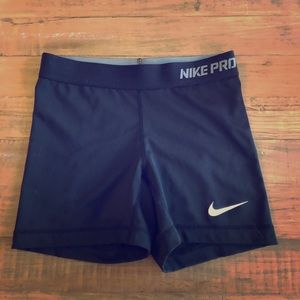 Nike pro shorts xs